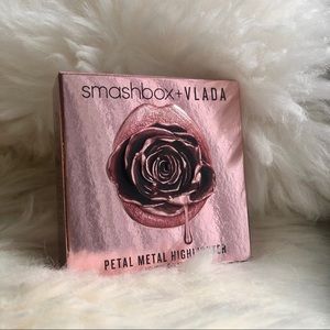 Smashbox Petal Metal Highlighter Rosemantic